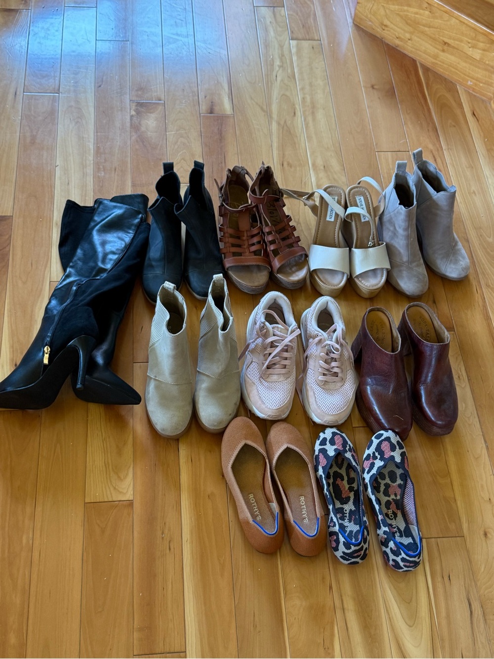 Womens size 7 shoe lot- flats wedges & booties
